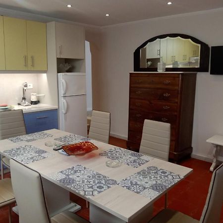 Menegis Apartment Zakynthos Town Ngoại thất bức ảnh