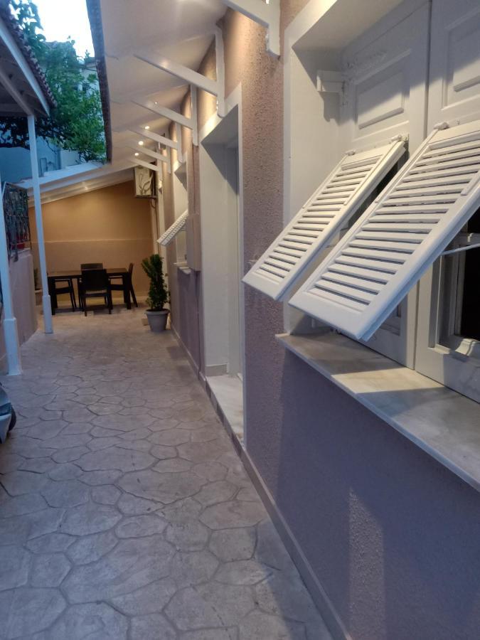 Menegis Apartment Zakynthos Town Ngoại thất bức ảnh