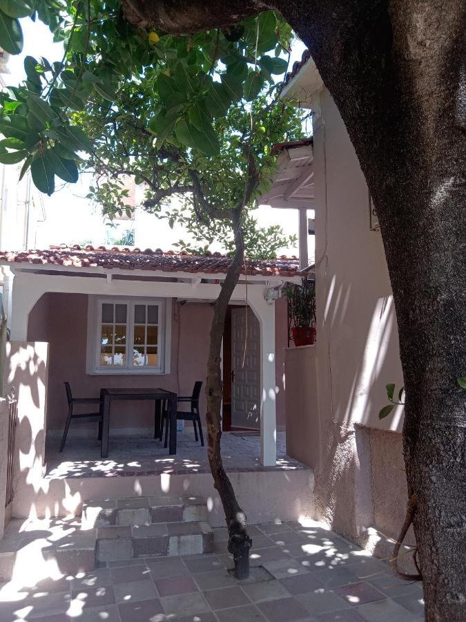 Menegis Apartment Zakynthos Town Ngoại thất bức ảnh