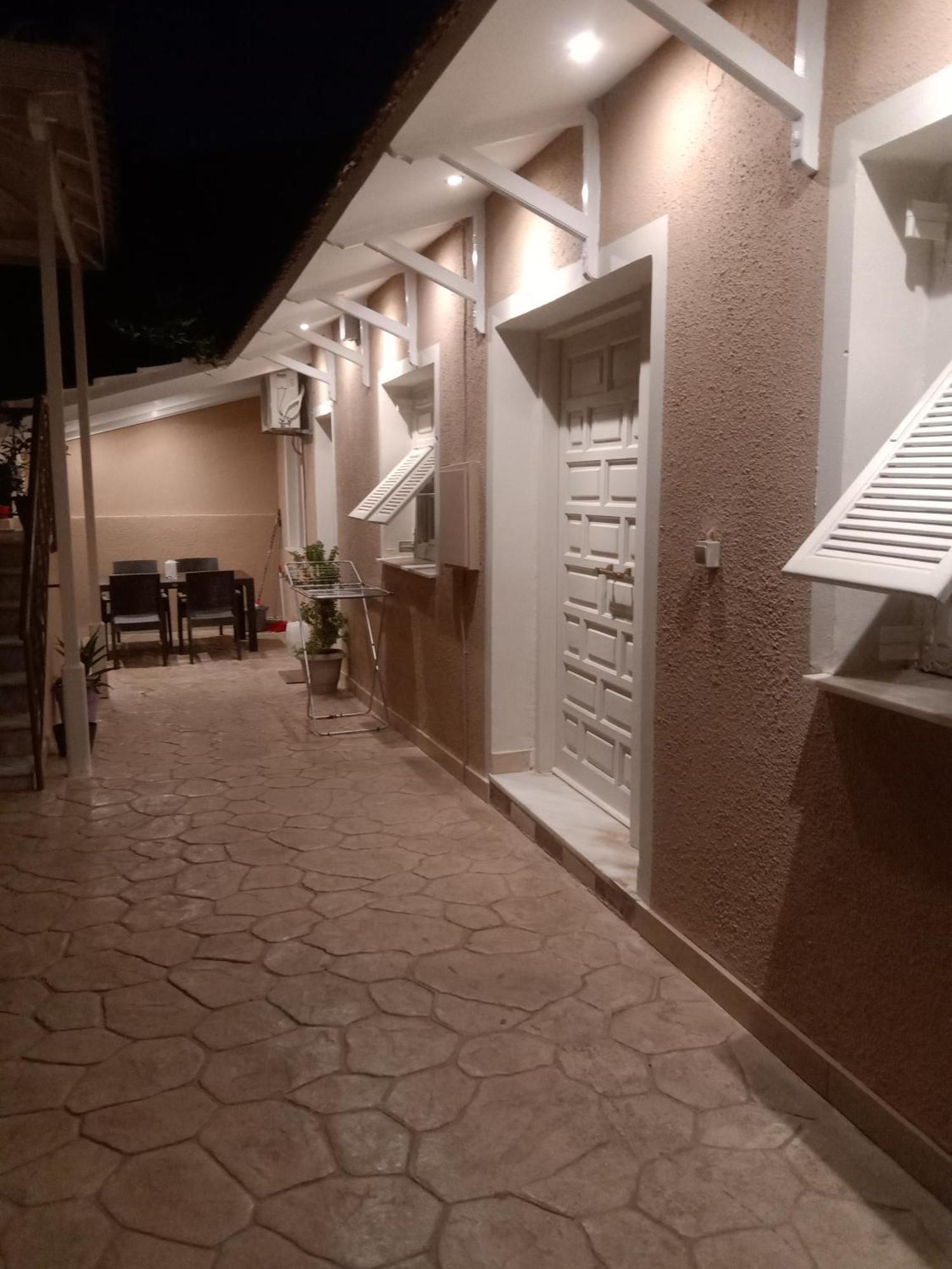Menegis Apartment Zakynthos Town Ngoại thất bức ảnh